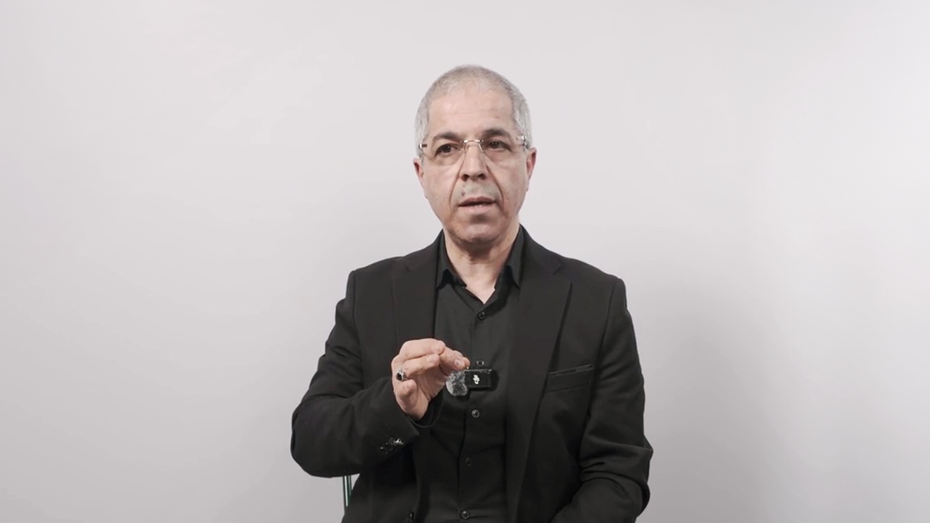 Image of Professor Boukara during his videocast interview. Done by DEX.